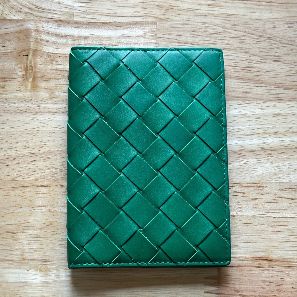 Bottega Veneta Passport Case Racing Green